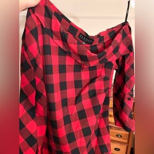 Eloquii size 18 cold shoulder flannel plaid shirt in great condition.